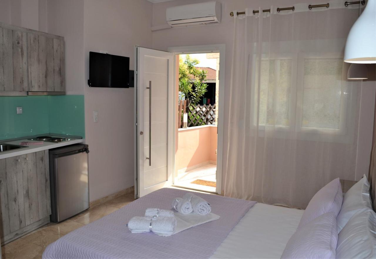 Ioni Rooms Potos Esterno foto